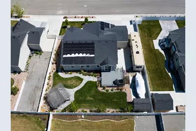 5647 Kestrel Ln, Stansbury Park, UT 84074 - Photo 3
