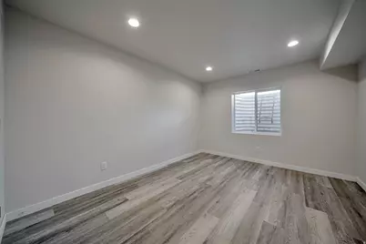 5647 Kestrel Ln, Stansbury Park, UT 84074 - Photo 27