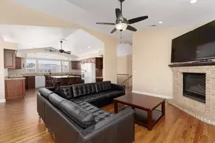 1171 E Hubbard Pl, Saint George, UT 84790 - Photo 9