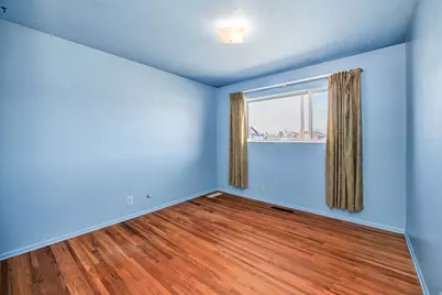 580 E 300 S, Hyrum, UT 84319 - Photo 17