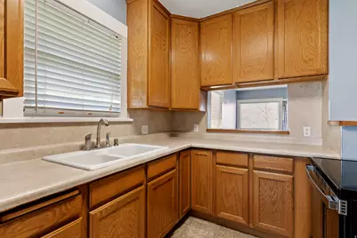 831 30th St, Ogden, UT 84403 - Photo 17