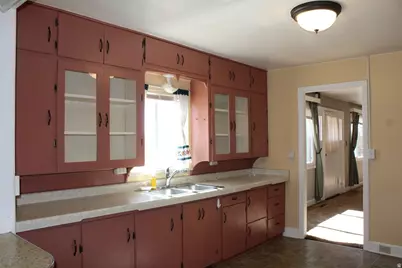 105 E Main St, Bicknell, UT 84715 - Photo 5