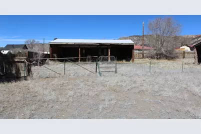 105 E Main St, Bicknell, UT 84715 - Photo 21