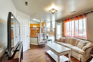 5789 S 3500 W, Roy, UT 84067 - Photo 9