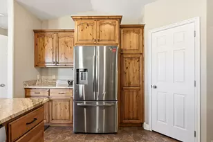 5222 N Tomahawk Dr, Enoch, UT 84721 - Photo 15