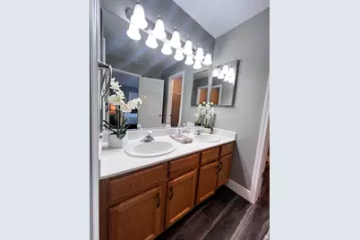 14283 S Wayfield Dr, Draper, UT 84020 - Photo 9