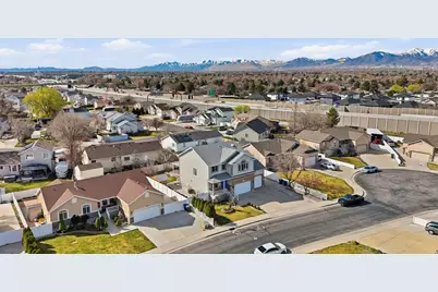 2293 W August Farms Cir, West Valley, UT 84119 - Photo 29