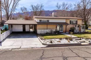 738 Locust Ln, Moab, UT 84532 - Photo 23