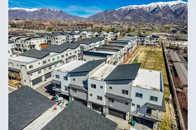 2186 N 525 W, Layton, UT 84041 - Photo 31