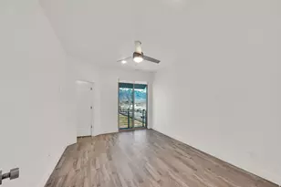 2186 N 525 W, Layton, UT 84041 - Photo 11