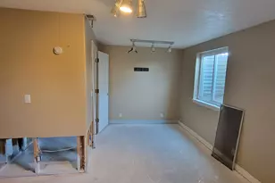 2493 W 6170 S, Taylorsville, UT 84129 - Photo 19