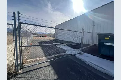 2882 S Commerce Way W, Ogden, UT 84401 - Photo 23