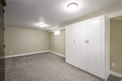 181 E 9180 S, Sandy, UT 84070 - Photo 17