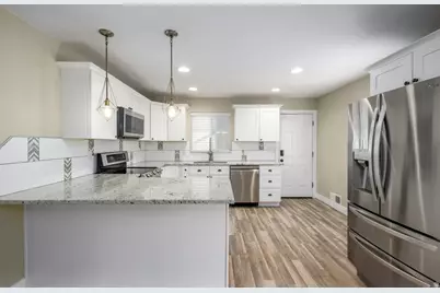 181 E 9180 S, Sandy, UT 84070 - Photo 7