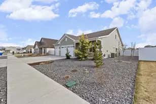 4205 W 1100 S, West Point, UT 84015 - Photo 35