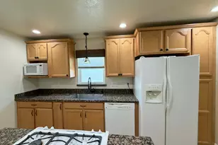 349 E 200 N, Price, UT 84501 - Photo 5