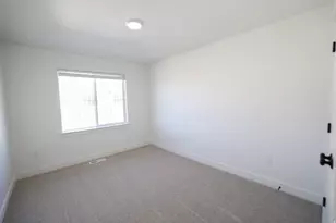 271 W 690 N, Smithfield, UT 84335 - Photo 17