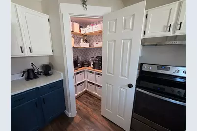 2386 N 800 W, Layton, UT 84041 - Photo 9