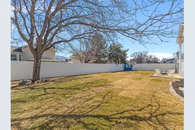 2386 N 800 W, Layton, UT 84041 - Photo 31