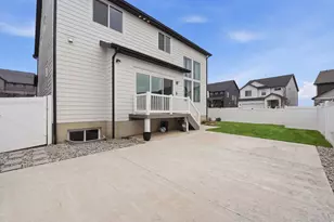 12283 S Xander Ln, Herriman, UT 84096 - Photo 37