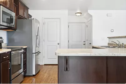 572 S Silvermoon Ln, Saratoga Springs, UT 84045 - Photo 3