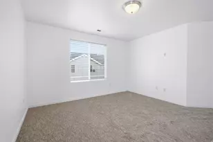 572 S Silvermoon Ln, Saratoga Springs, UT 84045 - Photo 27