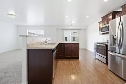 572 S Silvermoon Ln, Saratoga Springs, UT 84045 - Photo 5