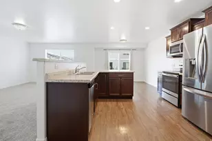 572 S Silvermoon Ln, Saratoga Springs, UT 84045 - Photo 5