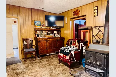 393 W Center St, Springville, UT 84663 - Photo 3