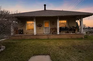 393 W Center St, Springville, UT 84663 - Photo 1