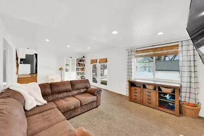 290 W 1350 N, Centerville, UT 84014 - Photo 21