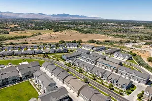 1034 W Narrows Ln, Bluffdale, UT 84065 - Photo 49