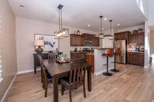 936 W Spring Creek Ln, Farmington, UT 84025 - Photo 11