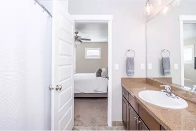 936 W Spring Creek Ln, Farmington, UT 84025 - Photo 17