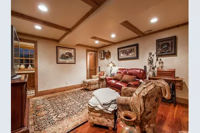 2015 E Dimple Dell Rd, Sandy, UT 84092 - Photo 5