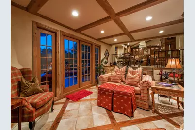 2015 E Dimple Dell Rd, Sandy, UT 84092 - Photo 15