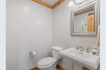 2015 E Dimple Dell Rd, Sandy, UT 84092 - Photo 9