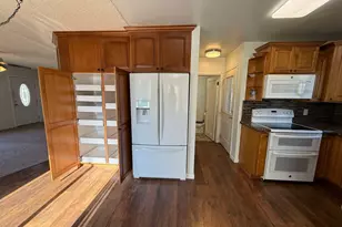 73 Garden St, Helper, UT 84526 - Photo 17