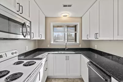 2588 S 900 E #APT 3, Salt Lake City, UT 84106 - Photo 7