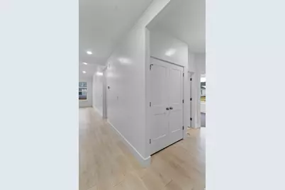 867 N 930 W #82, Tremonton, UT 84337 - Photo 5