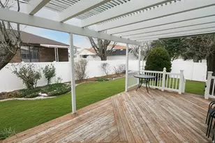 1242 E Earl Way S, Sandy, UT 84094 - Photo 31