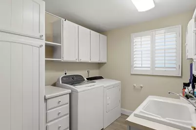 1242 E Earl Way S, Sandy, UT 84094 - Photo 13