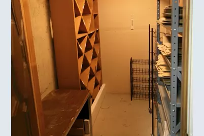 1242 E Earl Way S, Sandy, UT 84094 - Photo 29