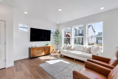 6811 W Skip Rock Rd, South Jordan, UT 84009 - Photo 5