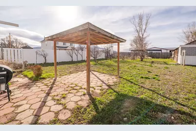 4881 W 14400 N, Garland, UT 84312 - Photo 17