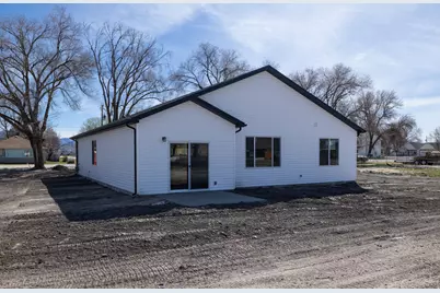 2305 N 3900 W, Corinne, UT 84307 - Photo 15