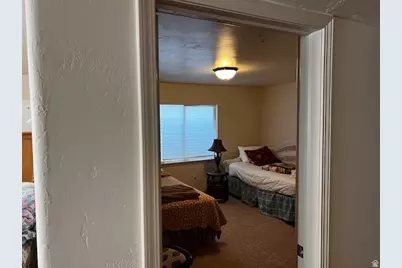 1542 W Myrtlewood Ln S, South Jordan, UT 84095 - Photo 31