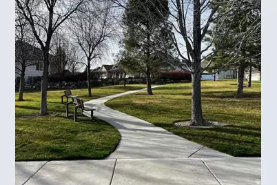 1542 W Myrtlewood Ln S, South Jordan, UT 84095 - Photo 5