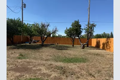 280 W Uranium Dr, Monticello, UT 84535 - Photo 11