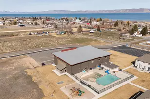 140 W 150 S, Garden City, UT 84028 - Photo 29